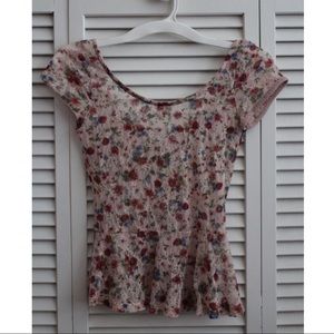dELiA*s Floral Print Lace Top